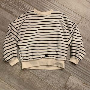 Size 8 girls Zara sweatshirt EUC
